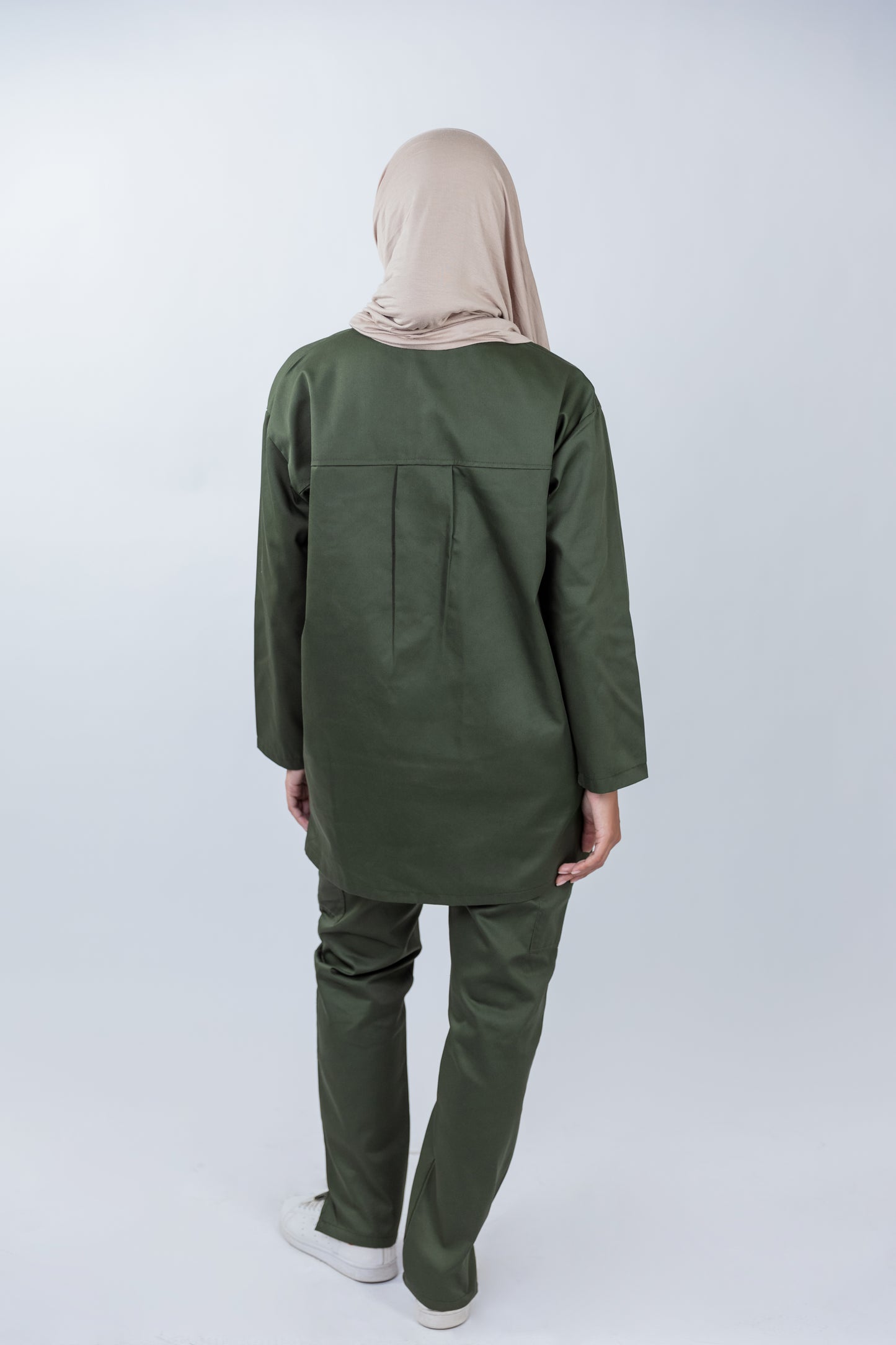 The Long-Sleeve Oversized Medical Scrubs in Army Green
